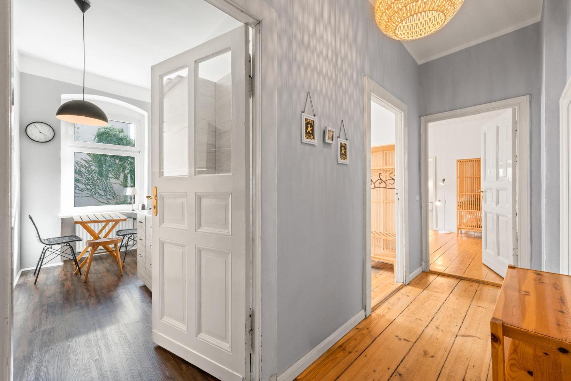 Wilhelmshavener 3Br In Downdown Moabit Apartment Berlin Ngoại thất bức ảnh